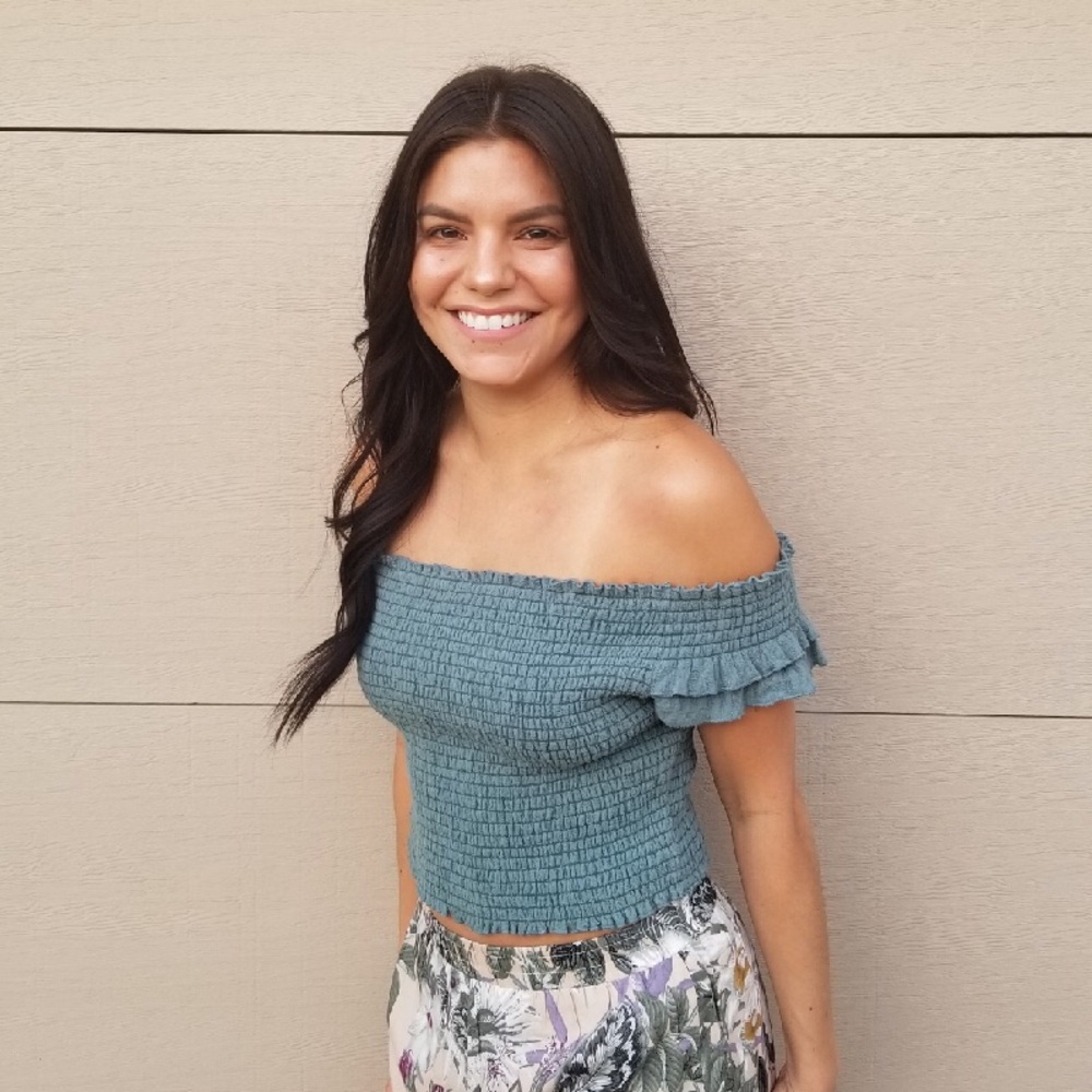 Meet your Posher, Vanessa